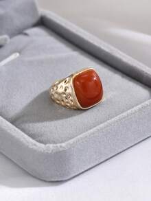 Fashionable Vintage Exaggerated Red Cat Eye Stone Ring For Women, Niche High-End Ring