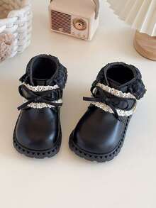 1 Pair Girls' Princess Boots, Soft Sole Anti-Slip Infant Hook And Loop Short Boots, Versatile Fashion Children Leather Waterproof Roman Style Boots, Toddler First Walking Shoes, Suitable For Spring, Autumn And Winter