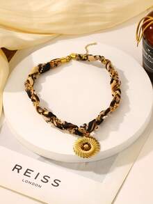 1pc Bohemian Vintage Necklace, Fashion Jewelry Accessory, Chain Jewelry Suitable For Women And Girls To Wear, Perfect For Everyday Wear, Parties, Dates, And Gifting