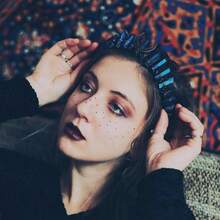 Bubbmi Raw Crystal Tiara Crown Headband Rhinestone Quartz Witch Wicaan Cosplay Headwear For Party Prom Photography Women Girls{"Color_name":"Darkroyalblue"} - 深皇家藍 - 查看 6