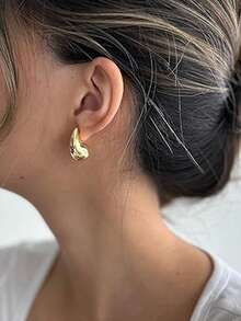 GNIT Conjunto de joyas de declaración chapado en oro: pendientes de gota, anillo de varias capas, brazalete abierto para mujer - Elegante y estiloso, adecuado para uso diario, joyas de fiesta, regalos del Día de la Madre, accesorios de ensamblaje, regalos navideños, joyas de graduación, accesorios de fiesta de graduación para mujeres