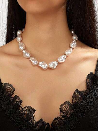 Vintage Baroque Style Faux Pearl Necklace, Asymmetric Design, Fashion Versatile, European And American Minimalist Collarbone Necklace