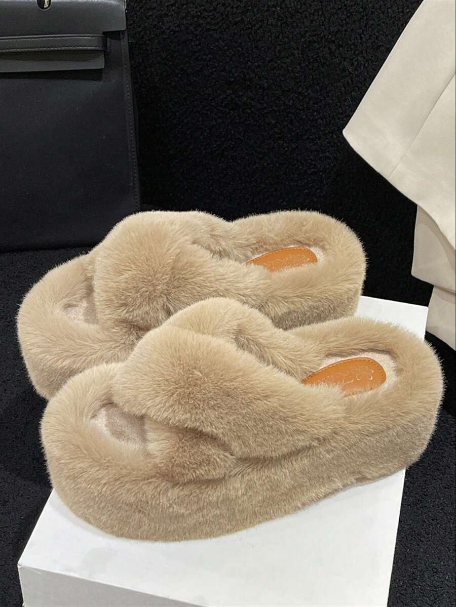 2025 Neue Damen Winter Plateau High Heel Flauschige Hausschuhe, Outdoor Outfit, Herbst Neuer Fairy Stil, Kurze Mädchen Schlabberige Person Erhöhte Höhe Plateau Hausschuhe, Haus/Büro Hausschuhe, Größe 34-42 - Milchteefarbe - Übersicht 1