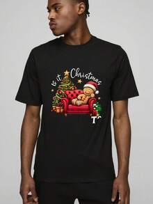 Black Christmas T-Shirt with Santa Cat and Tree Print, It's Christmas Text, Casual Holiday Wear for Men and Women - Negro - Ver 5