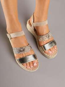 Sandals With Decorative Straps And A Braided Wedge - Yellow - View 4