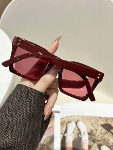 1 Cặp kính thời trang gọng vuông màu đỏ tía dành cho nữ, phụ kiện thời trang đi biển. - Nhiều màu - Xem 2