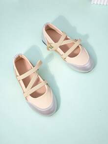 1 par de zapatos planos beige para niñas pequeñas, parte superior de PU con bloque de unicolor y parche, diseño de correa en Z antideslizante, punta redonda, suela blanda de TPR, zapatos elegantes de princesa adecuados para niñas de 3 a 12 años, vacaciones, deportes, nuevo lanzamiento para otoño/invierno 2025