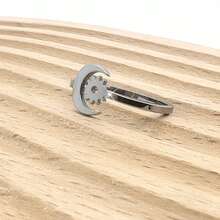 1 pieza Anillo ajustable de acero inoxidable con combinación minimalista de estrella y luna, banda lisa y delicada