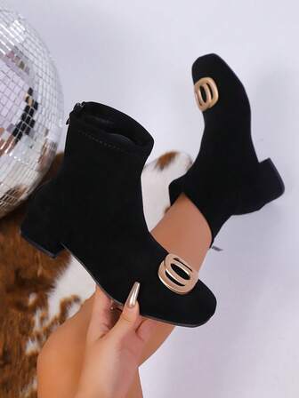 Damstövlar med hög klack, korta stövlar med tjock klack och fyrkantig tå, nya vinterkängor i nakenfärg, korta stövlar i konstmocka för utomhusbruk, stövlar för kvinnor, vardagliga skor för kallt väder, basplagg för hela säsongen, Halloween, jul