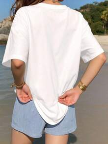 2 pcs Conjunto de dos piezas de top oversize de manga corta con estampado "Knight" y shorts a rayas para mujer, trajes de verano - blanco y azul - Ver 2