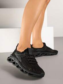 Soft Mesh Sneakers Women's Chunky Platform Shoes Casual Summer Sport - Black - View 1