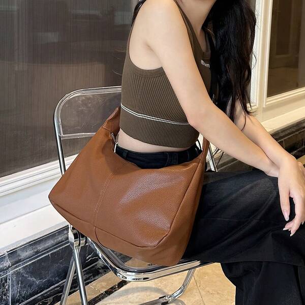 's Large Capacity Shoulder Crossbody Bag, 2025 New Korean Version Fashion Retro Casual Commuter Lightweight Minimalist Solid Color Handbag