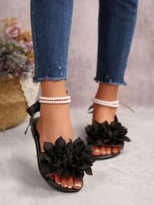 全新加大码女式舒适简约圆头珍珠莲花装饰平底拖鞋凉鞋，休闲时尚户外度假沙滩夏季鞋 - 黑色 - 查看 3