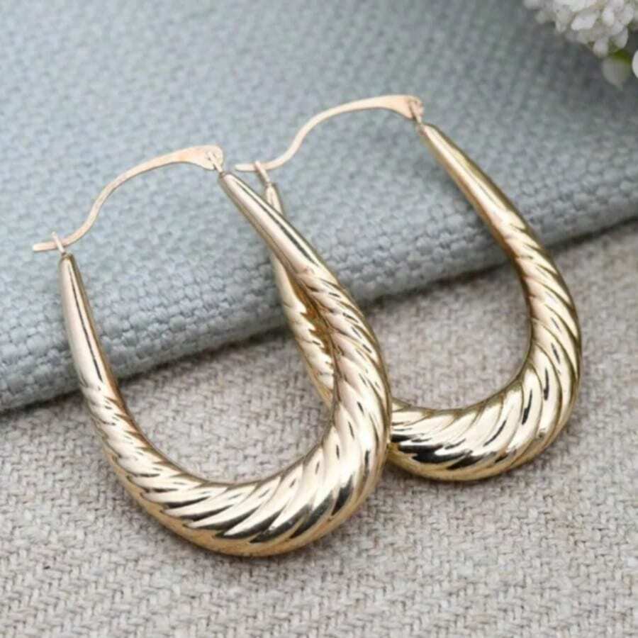 Vintage Gold Tone Hoop Earrings, Large Oval Shape, Hollow & Twisted Design