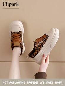 Flipark 1 par de zapatillas deportivas blancas ligeras y casuales de moda para mujeres, adecuadas para mujeres de estatura baja, nuevo estilo primavera-otoño 2025 con plataforma transpirable