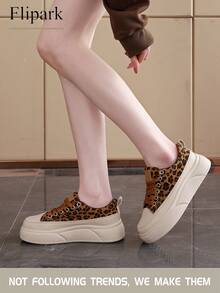 Flipark 1 par de zapatillas deportivas blancas ligeras y casuales de moda para mujeres, adecuadas para mujeres de estatura baja, nuevo estilo primavera-otoño 2025 con plataforma transpirable