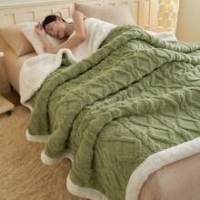 Boreal Diamond Plush Premium Double-Sided Ribbed Double Blanket With Sherpa - Verde Claro - 查看 5