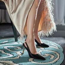 Heelchic Slingback Heels For Women Kitten Heel Pointed Toe Heels Closed Toe Pumps Stiletto Dress Shoes BuckleChristmas - 紅色 - 查看 11