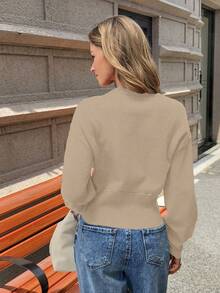 FOR BEAUTY 女士新款春季纯色开衫，简约休闲优雅风格，圆领长袖罗纹饰边，饰有心形纽扣，学院风针织上衣，非常适合新年和情人节穿着。 - 花咖杏 - 查看 5