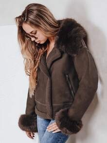 Giacca da donna in finta pelle di pecora sintetica con pelliccia sintetica sul cappuccio, calda giacca invernale, elegante giacca da motociclista, elegante giacca lunga fino ai fianchi con cerniera e tasche, elegante capospalla casual - Castano - Visualizzare 1