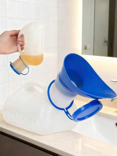 1pc Portable Male/Female Urinal Bottle, Travel Urinal Bottle, Car Urinal Bottle, Suitable For Hiking, Urgent Urination, With Cover And Funnel, Suitable For Men, Women, Elderly, And Outdoor Camping