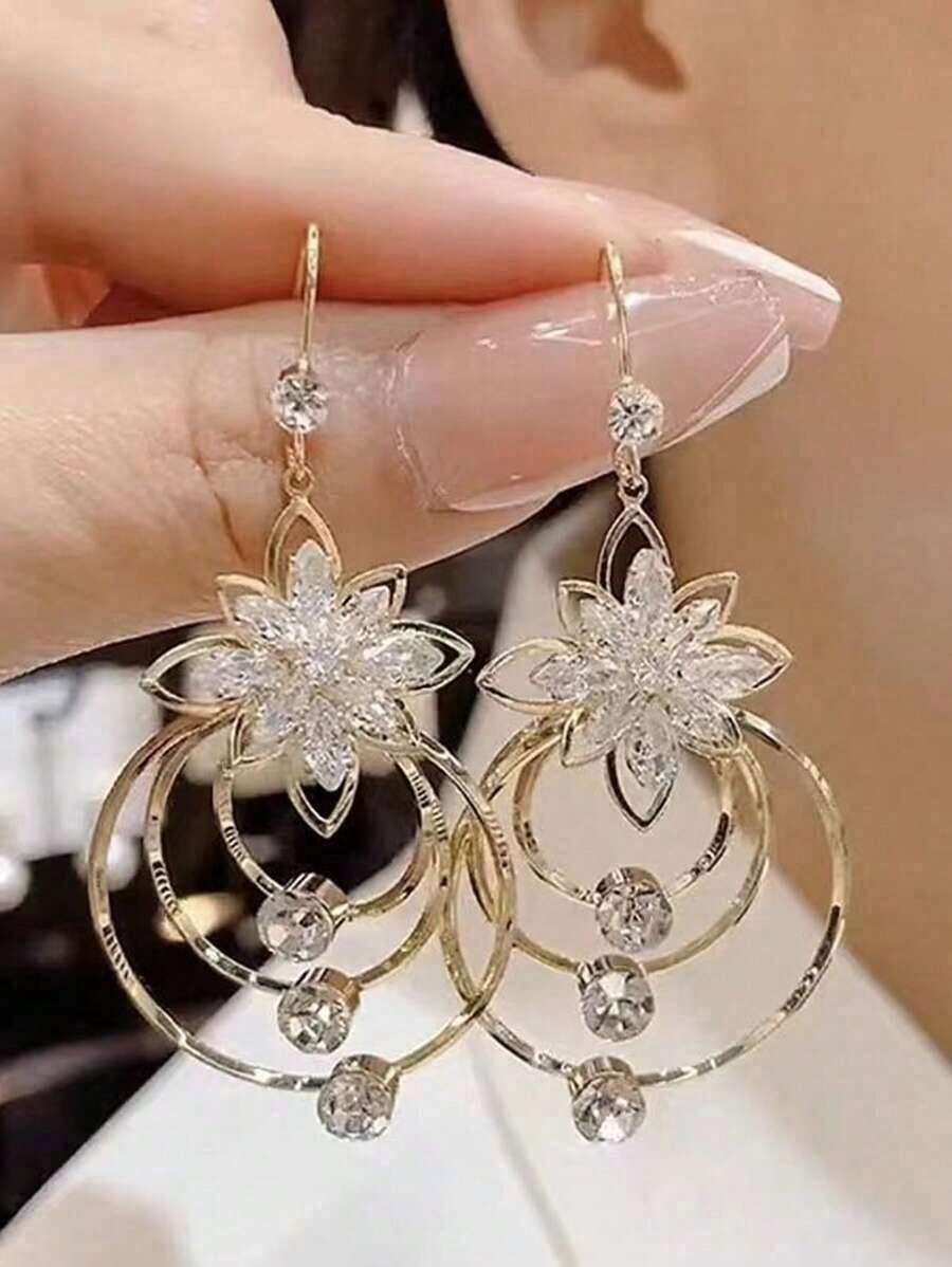 "Mood Matching Magic! Find Accessory Combinations For Every Vibe And Occasion - Wonderful For Self-Expression And Showcasing Your Personality. Your Mood, Your Style!" - Random - View 1