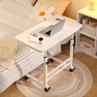 可调节高度的带轮站立式办公桌，坚固的铁架，宽敞的家庭办公桌，适合沙发使用 - 白色木质桌面，涂漆表面