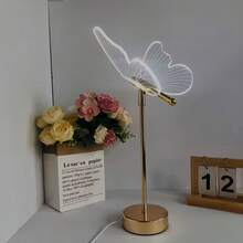 优质金蝴蝶 USB 灯 | 浪漫蝴蝶灯 | 装饰艺术品 | LED 台灯 | 书桌氛围灯 | 床头小夜灯 | USB 供电 | 3 色可调（带遥控器）：冷白、暖白、中性白且可调光 | 适用于客厅、卧室、办公室或餐桌 | 圣诞节、情人节、复活节和万圣节的理想礼物 - 多款 - 查看 10