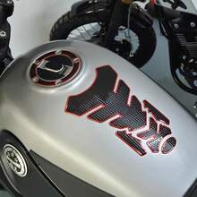 Pegatina protectora para el tanque de combustible de la motocicleta con patrón de espina de pescado, pegatina decorativa con forma de motocicleta, resistente al agua, de PVC suave y resistente a los arañazos, el mejor regalo para los entusiastas de las motocicletas, un regalo para el novio, el esposo, el hermano o el hermano menor