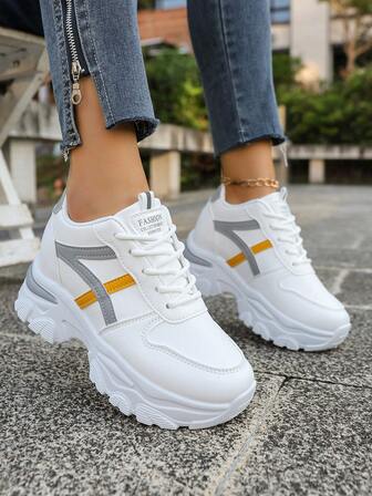 1 Pair Grey-Yellow Striped White Leather Women's Casual Sneakers, Platform Thick Sole Chunky Sneakers, Hidden Wedge Insole, Suitable For Daily, Vacation, Date, Glitter Minimalist Classic, Height 7.5cm