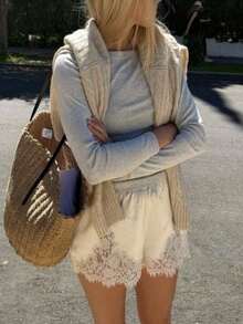 Women's Satin Lace Trimmed Irregular Hem Shorts, Summer Loose And Fashionable Solid Color Elastic Waist Shorts, Suitable For Women's Daily Wear - Rượu sâm banh - Xem 4