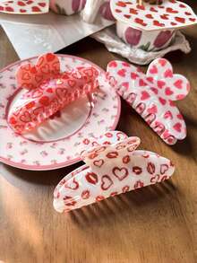 玫瑰心形发夹，情人节发饰，情人节装饰品，额头发夹，贴合头型，彰显个人风格，佩戴舒适，不刺激头皮。时尚高端。发夹，发夹固定器，发夹扣。情人节礼物，用于头发装饰。新款冬秋发夹。不刺激头皮。时尚爪夹，冬季发夹