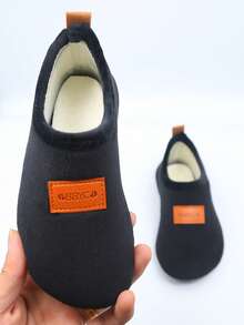 Pantofole di casa leggere e calde in pelliccia per bambini e ragazze, scarpe da passeggio morbide e antiscivolo per interni, scarpe da casa imbottite e leggere per bambini e ragazze per autunno e inverno, scarpe da pavimento/scarpe per imparare a camminare morbide e antiscivolo per bambini per interni/esterni in autunno e inverno