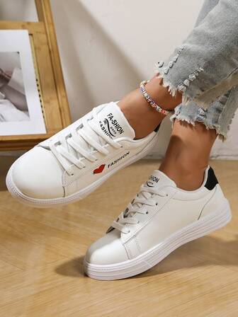 心形装饰圆头系带休闲运动鞋，街头风格情侣鞋，秋季