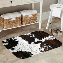 1pc Cowhide Print Bathroom Rug - Durable Non-Slip Quick-Dry Washable Indoor/Outdoor Flannel Rug, Stylish Black & White Cowhide Design For Bathroom, Kitchen, Laundry Room, Bedroom, Terrace, Bathroom Rugs Non Slip Washable, Kitchen Floor Mat, Decorative Floor Mat, Terrace Flooring, Contemporary Home Decor, Highquality Fabric, Apartment Living - trắng - Xem 4