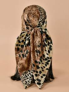1 pieza Pañuelo de mujer con estampado clásico de leopardo, suave y cómodo, amigable con la piel, pañuelo para el cuello casual para protección solar, ideal para estilizar, 90*90cm