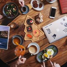 1 buc. Tavă de servire din bambus în formă de brad de Crăciun și elan, platouri pentru gustări din lemn natural, cadouri drăguțe, platou pentru brad de Crăciun pentru petrecerea de Crăciun