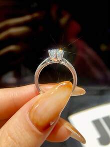 1pc 1ct Six-Prong Starlight Queen Moissanite Ring S925 Sterling Silver Luxury Engagement Wedding Ring Best Friend Birthday Anniversary Gift Bridal Wedding Jewelry