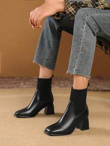 2025 Western Style French Chunky Heel Short Boots For Women, Solid Color High-End Autumn/Winter New Knitted Elastic Boots, Slim Fit Square Toe Mid Heel Fashion Booties - Black - View 5