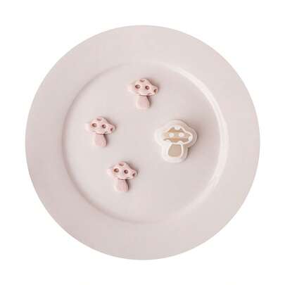 1 pieza Molde de arcilla suave con forma de hongo y planta linda para pendientes, cortador con forma de hongo de dibujos animados para hacer pendientes y colgantes, herramienta de manualidades DIY