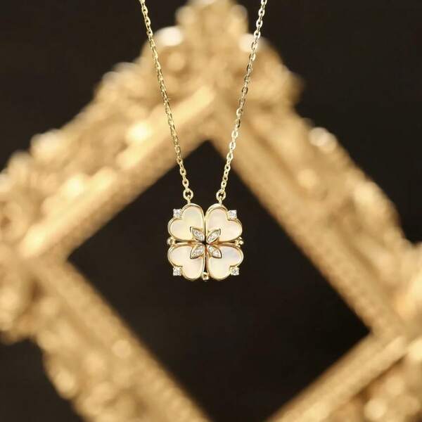 Gold-Plated Four Leaf Clover Pendant With Cubic Zirconia Inlaid Heart Mosaic, Can Be Opened By Magnetic Suction, Combination Of Multiple Wearing Methods, Titanium Steel Gold Plated O-Shape Chain Women's Necklace, Suitable For Everyday And Festival Special Occasions, With Valentines