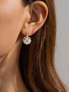 一对1克拉闪耀永恒莫桑石耳环，S925纯银材质，奢华订婚结婚耳环，生日周年纪念礼物，送给闺蜜 - 璀璨時光莫桑耳環-1ct - 查看 5