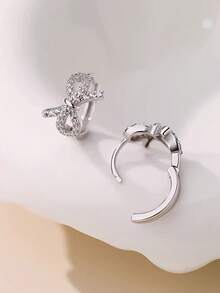 1 Pair Hollow Butterfly Cubic Zirconia Encrusted Elegant Chic Lightweight Copper Hoop Earrings, Sophisticated Quality, Suitable For Everyday Casual Wear