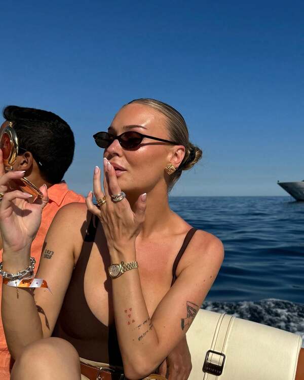 1pc New Vintage Oval Small-Frame Fashion Eyeglasses For Women Perfect For Casual Wear, Street Photography, Halloween & Beach Trips | Ideal For Fall & Winter Outfits, Business Casual Looks, Summer Beach Vacations, Outdoor Activities, Travel & Preppy Back-To-School Styles, Great For Personal Use & Gifting