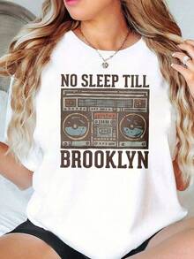 大码“Don't Sleep Until Brooklyn”复古朋克摇滚图案T恤，女士休闲舒适圆领T恤，秋季大码服装