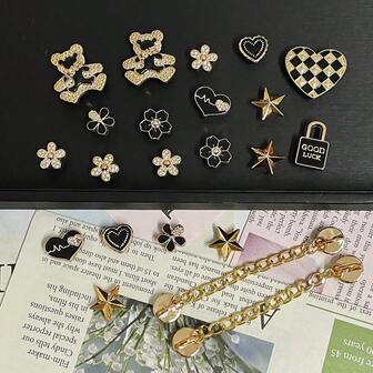 22pcs Cute Bear Shoe Charms, DIY Fashion Shoe Chains, Beaded Shoe Clips Decorations For Garden Shoes, Clogs, Sandals And Beach Bags - Perfect Gift For Holiday Parties And Special Occasions