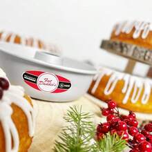 Fat Daddio's RMP9 Anodized Aluminum Ring Mold Pan 9 X 2 3 4 Inch Silver