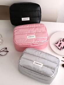 1pc Minimalist Portable Quilted Cosmetic Bag, Travel Toiletry Organizer