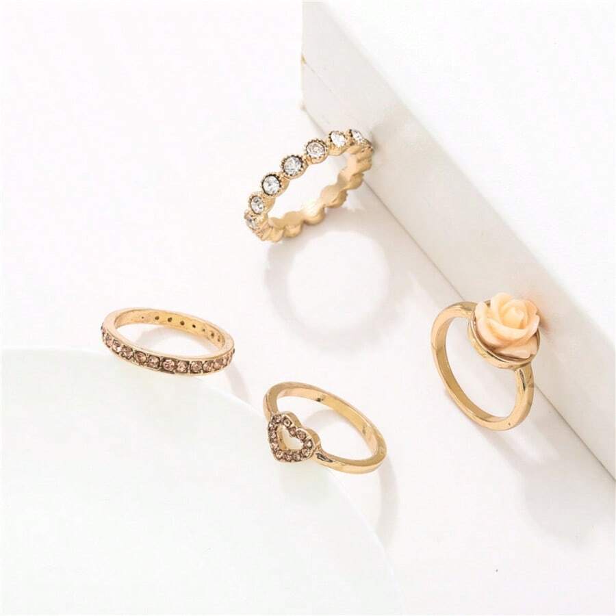 4pcs/Set Women's Rings, Gold Heart Flower Rhinestone Rings, Hollow Heart Rose Flower Alloy Rings Set, Fashion Metal Texture Simple Stackable Rings, Suitable For Daily Wear, Gifts For Girlfriend, Friends, Christmas, Halloween, New Year 2025