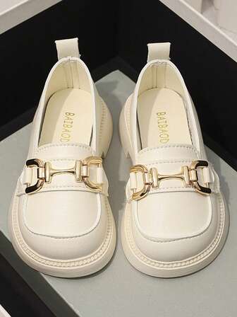 1 双婴儿圆头纯色铆钉装饰一脚蹬皮鞋，透气，适合节日、派对、所有季节